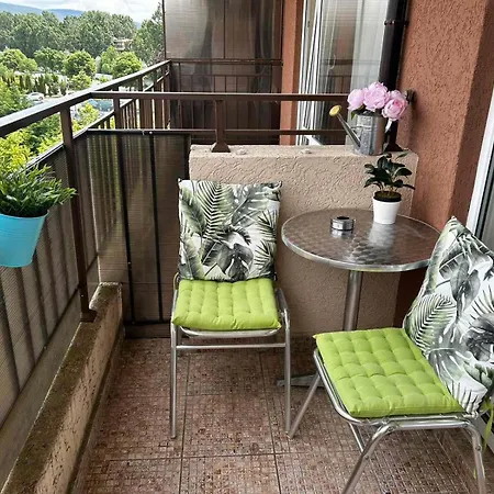 Апартамент Orchid Fort Garden ,орхидея форт